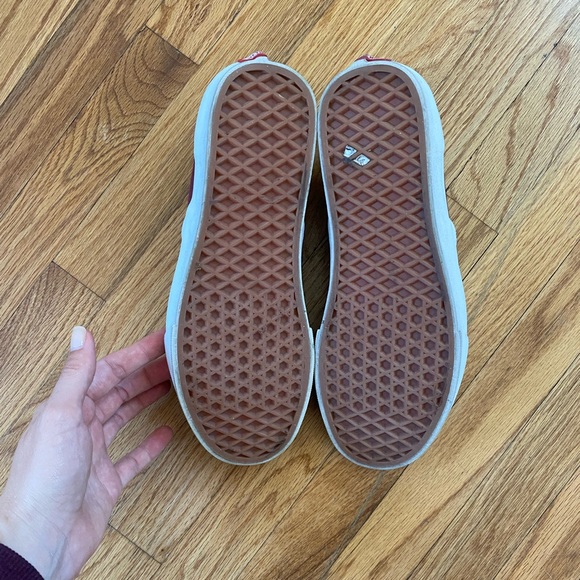 Vans - Picture 4 of 5